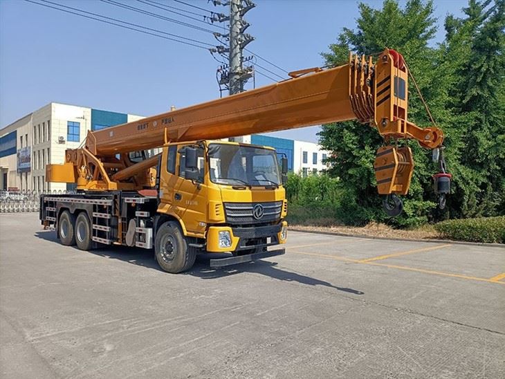 Heavy Crane Truck Lorry-mounted Crane