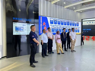 Chengli Group recibió con éxito una delegación de clientes de Uzbekistán para...